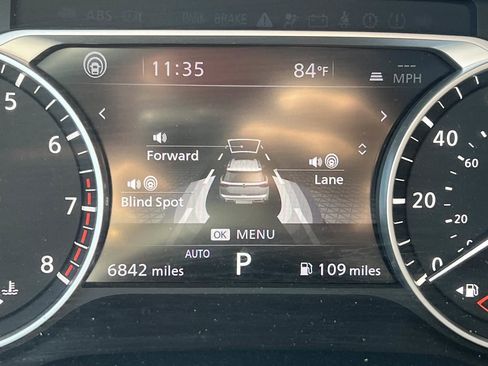 Used 2022 Nissan Pathfinder Platinum w/ Cargo Package image 33