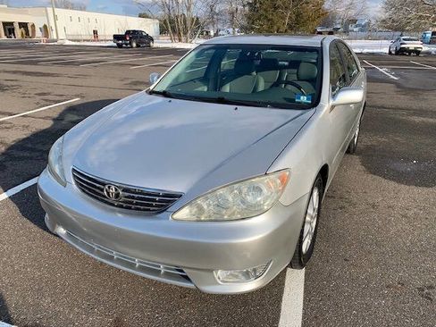 Used 2006 Toyota Camry XLE image 4