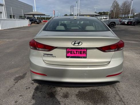 Used 2018 Hyundai Elantra Value Edition w/ Cargo Package image 4