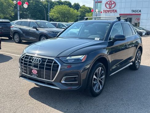 Used 2021 Audi Q5 2.0T Premium Plus w/ Premium Plus Package AWD/4WD image 3