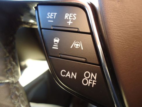 Used 2022 Lincoln Nautilus Reserve w/ Equipment Group 201A image 21