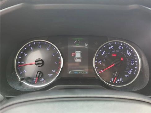 Used 2020 Toyota RAV4 LE image 17