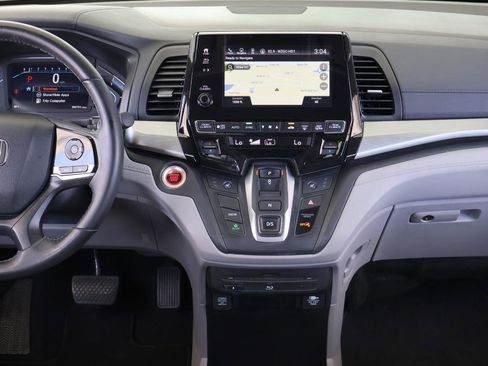 Used 2019 Honda Odyssey EX-L image 17