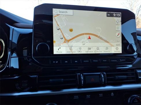 New 2025 Nissan Pathfinder Platinum image 14