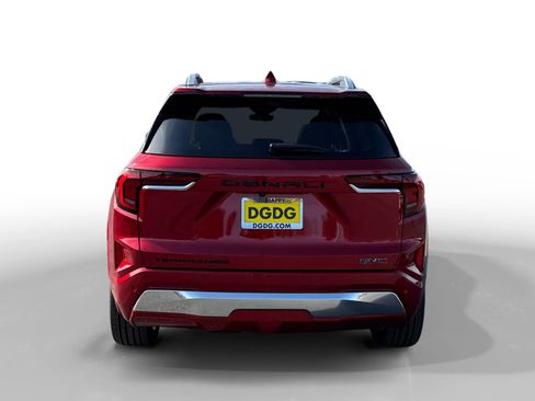 New 2026 GMC Terrain Denali w/ LPO, Black Badging Package image 4