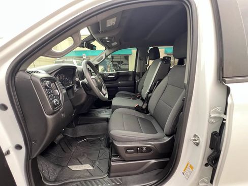 Used 2022 Chevrolet Silverado 1500 Custom w/ Safety Confidence Package AWD/4WD image 21
