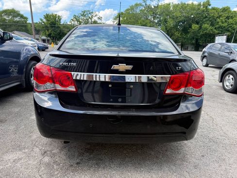 Used 2011 Chevrolet Cruze LT FWD image 4