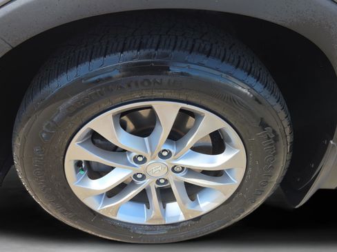 Used 2019 Hyundai Santa Fe SEL image 10