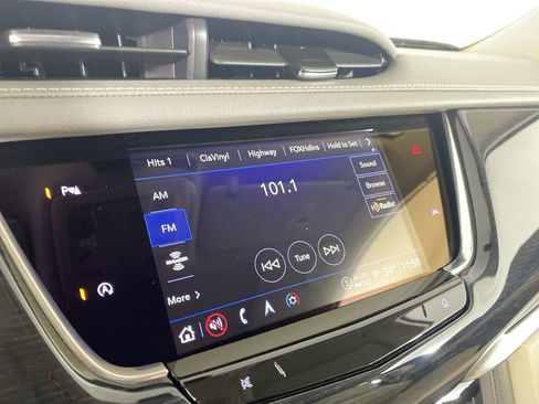 New 2025 Cadillac XT6 Premium Luxury image 13