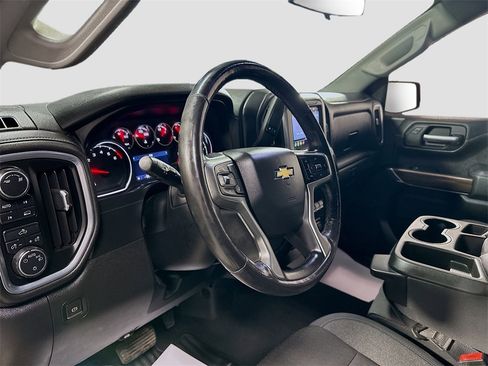 Used 2019 Chevrolet Silverado 1500 LT w/ All-Star Edition image 10