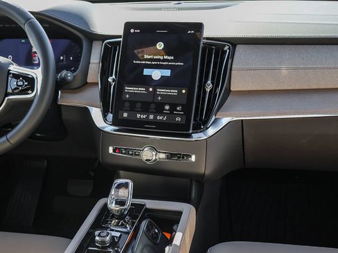 New 2026 Volvo XC90 B6 Plus w/ Protection Package Premier AWD/4WD image 23