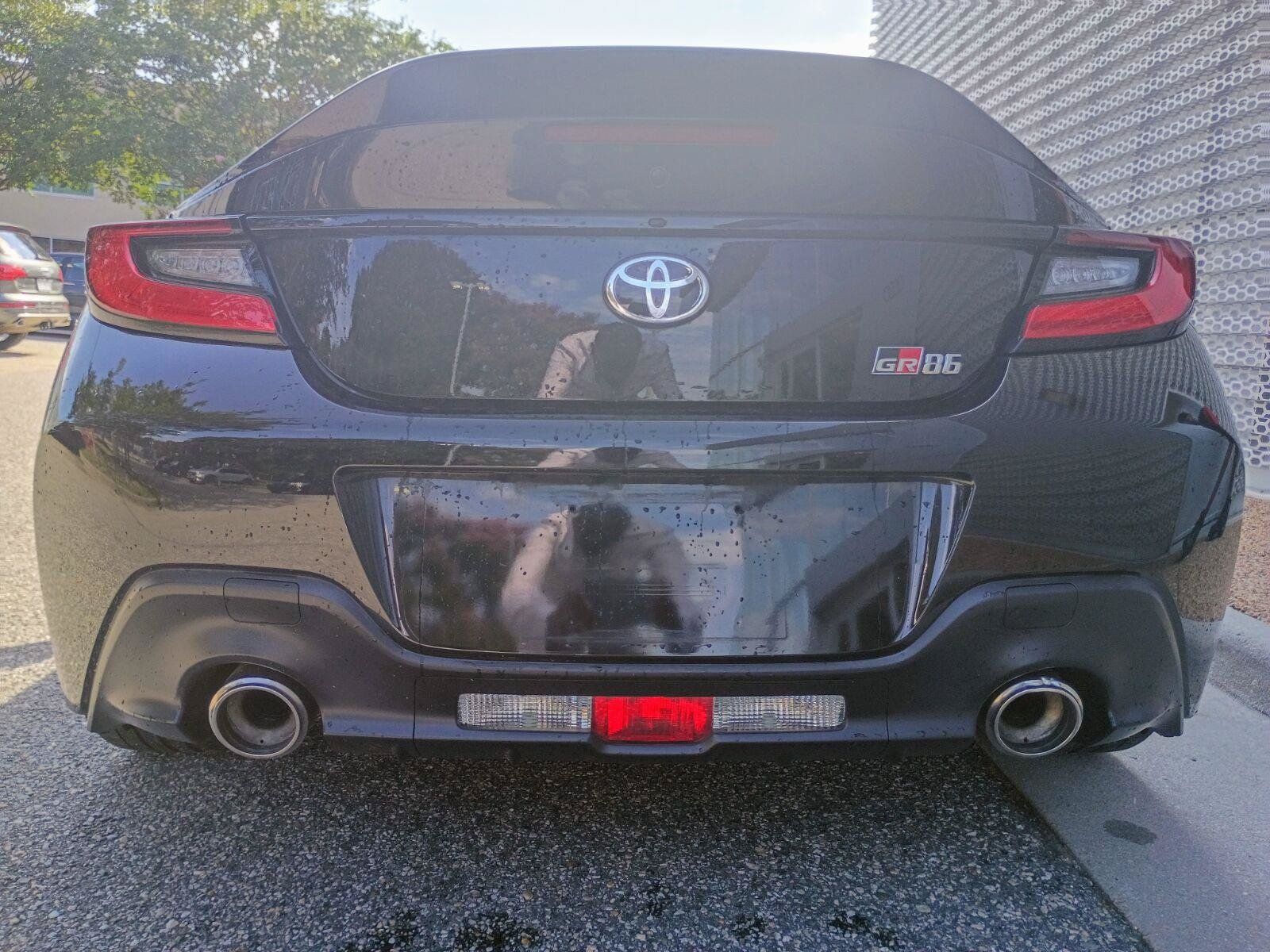 Used 2023 Toyota GR86 Premium w/ ALL Weather Mat Package (TMS) RWD image 5