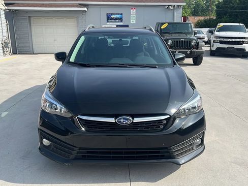 Used 2023 Subaru Impreza 2.0i Premium image 2