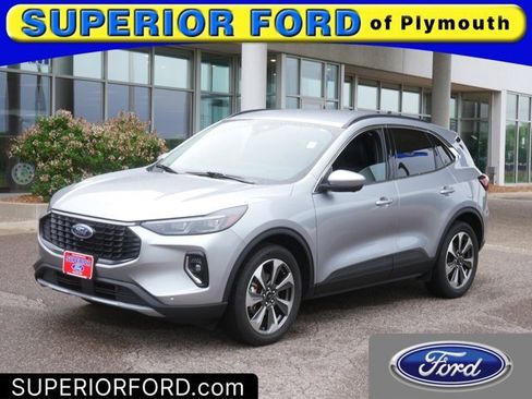 Certified 2023 Ford Escape Platinum AWD/4WD image 1