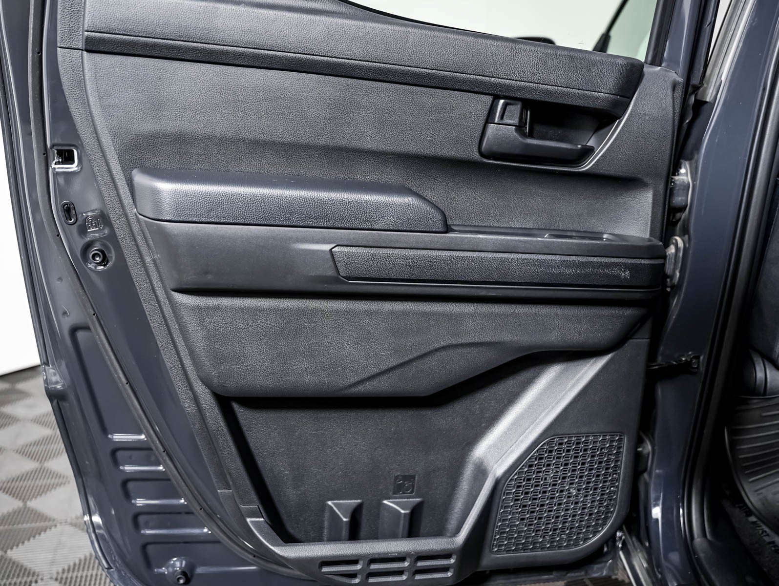Used 2025 Toyota Tacoma SR5 RWD image 19
