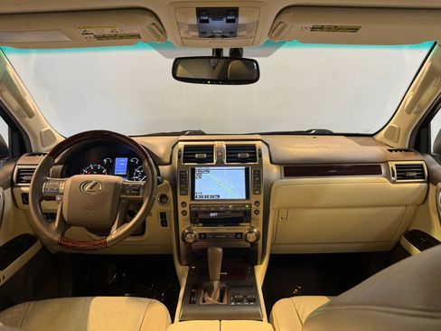Used 2015 Lexus GX 460 w/ Premium Package AWD/4WD image 11