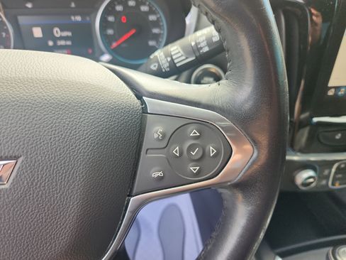 Used 2020 Chevrolet Traverse LT w/ LT Premium Package image 31