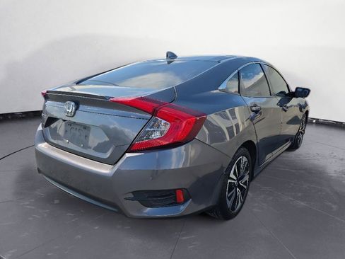 Used 2016 Honda Civic EX-T image 3