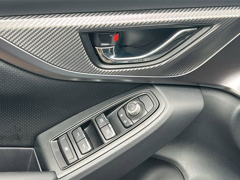 Used 2023 Subaru Crosstrek 2.5i Limited AWD/4WD image 14