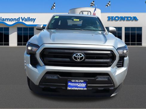 Used 2024 Toyota Tacoma SR5 AWD/4WD image 2