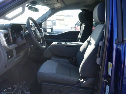 New 2026 Ford F250 XLT w/ FX4 Off-Road Package image 2