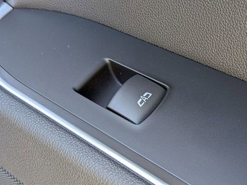 New 2026 Chevrolet Silverado 1500 LTZ w/ Z71 Off-Road Package image 36