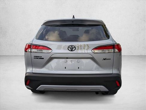 Used 2025 Toyota Corolla Cross L FWD image 6