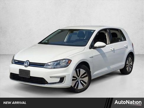 Used 2019 Volkswagen e-Golf SE w/ Driver Assistance Package image 1