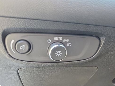 Used 2025 Buick Encore GX Preferred FWD image 17