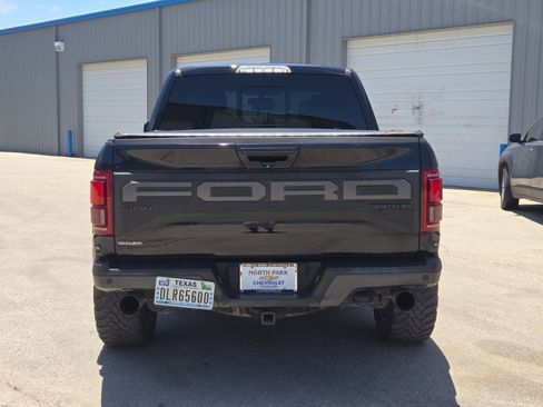 Used 2019 Ford F150 Raptor w/ Equipment Group 802A Luxury AWD/4WD image 4