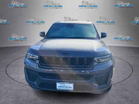 New 2026 Jeep Grand Cherokee Altitude AWD/4WD image 8