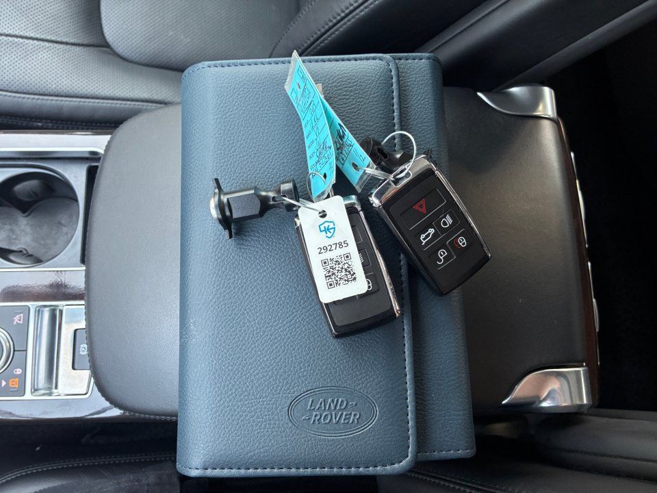 Used 2019 Land Rover Range Rover Supercharged AWD/4WD image 33