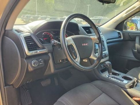 Used 2013 GMC Acadia SLE image 10