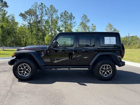 Used 2025 Jeep Wrangler Rubicon w/ Convenience Group image 2