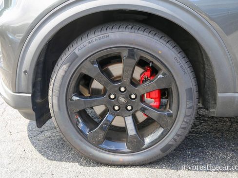 Used 2020 Ford Explorer ST w/ ST Street Pack AWD/4WD image 3
