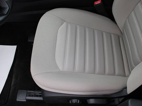 Used 2018 Ford Fusion S image 7