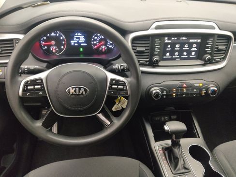 Used 2019 Kia Sorento AWD image 22