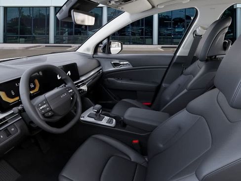 New 2026 Kia Sportage EX image 17