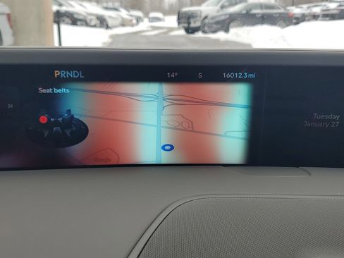 Certified 2024 Lincoln Nautilus Reserve w/ Equipment Group 203A image 16