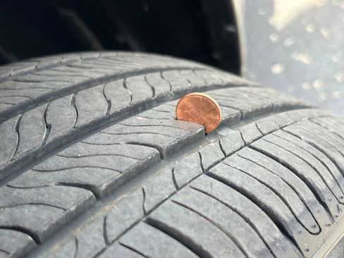 Used 2014 Toyota Avalon XLE Touring image 14