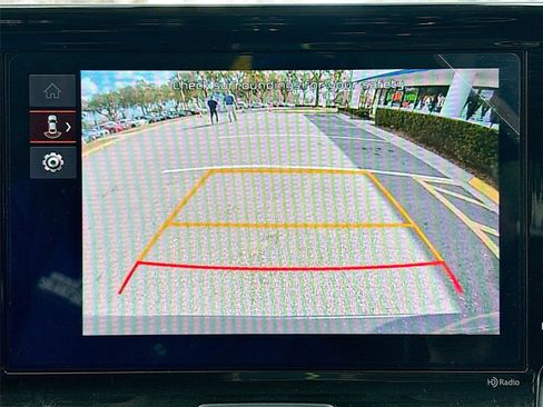 Used 2023 Kia Sorento LX image 14