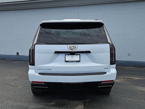 New 2026 Cadillac Escalade ESV Sport w/ Touring Package image 4