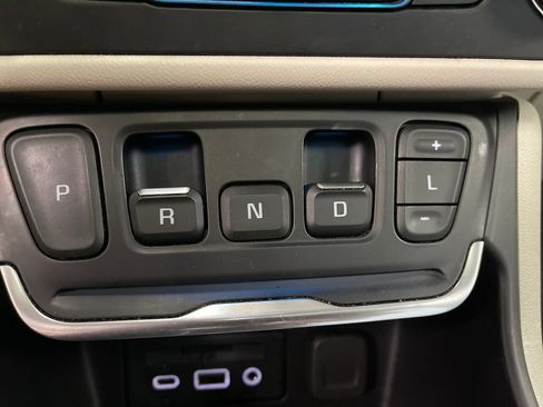 Used 2020 GMC Terrain Denali w/ Denali Premium Package AWD/4WD image 19