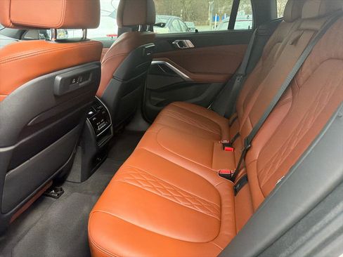 Used 2023 BMW X6 M50i w/ Executive Package AWD/4WD image 20