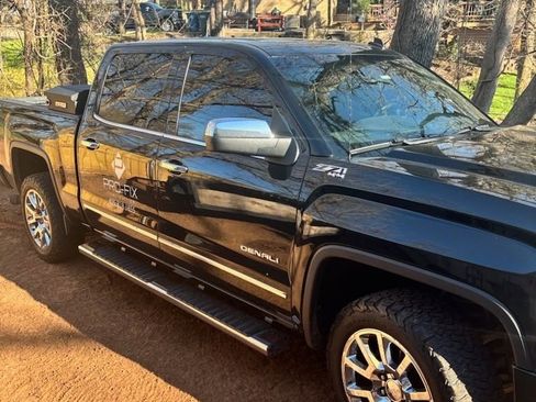 Used 2014 GMC Sierra 1500 Denali w/ Driver Alert Package image 3