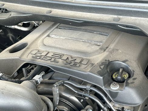Used 2019 RAM 1500 Big Horn AWD/4WD image 26