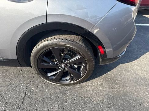 Used 2022 Buick Envision Essence w/ Technology Package I FWD image 16