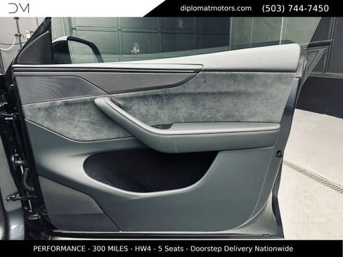 Used 2026 Tesla Model Y Performance AWD/4WD image 25