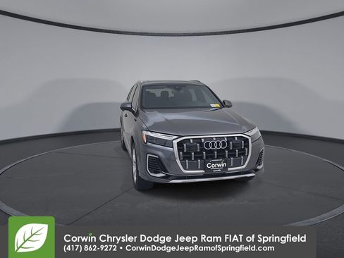Used 2025 Audi Q7 3.0T Premium Plus AWD/4WD image 4