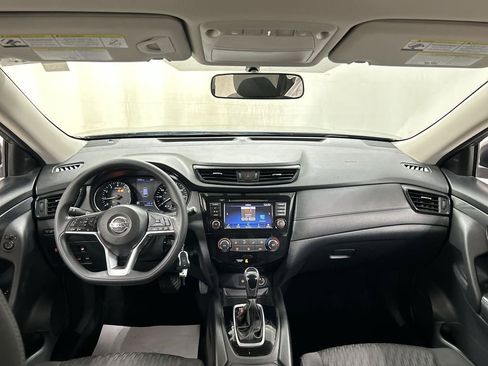 Used 2018 Nissan Rogue S AWD/4WD image 18